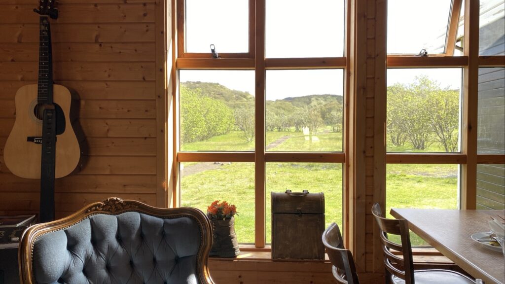 Thórsmörk, Volcano Huts